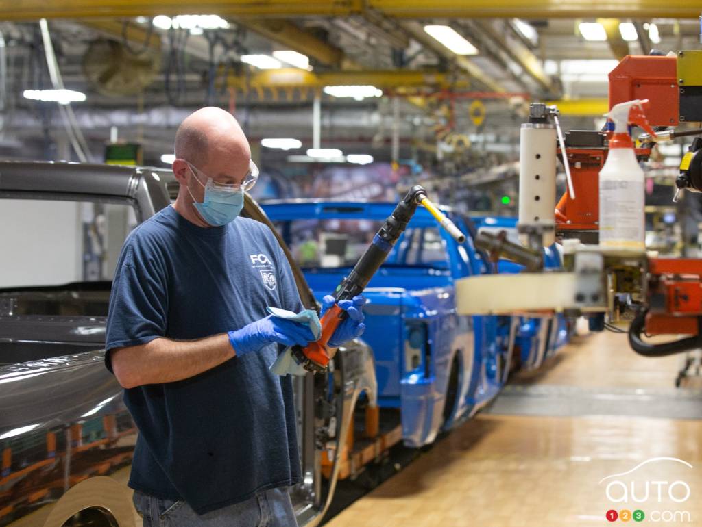 A worker in the FCA plant in Warren, Michigan